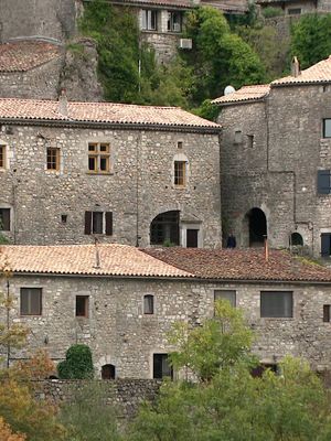 Un village en partage